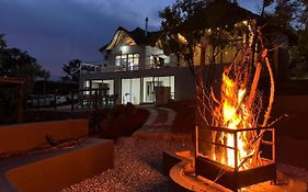 Hinda Mountain Lodge Mabalingwe